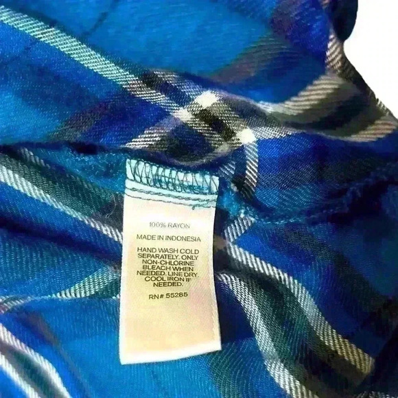 Express Women’s Open/Cold Shoulder Blouse Top Medium Blue Plaid Long Sleeve - Picture 4 of 5